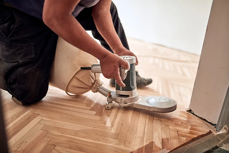 Sanding and refinishish hardwood floors